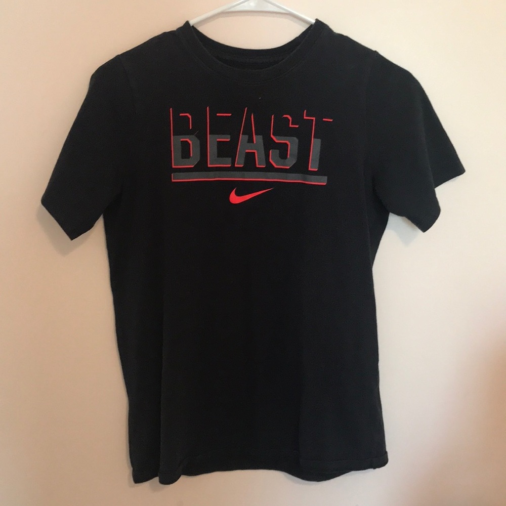 Boys large Nike tee